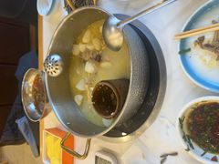 -朴小妹人参鸡汤火锅(长白山万达店)