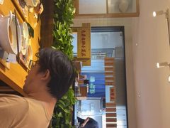 -呷佬·长沙手工米粉(金沙江路店)