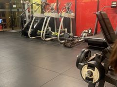 -英特健身俱乐部