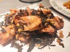 普洱茶香酥虾-云海肴·汽锅鸡·云南菜(高德置地店)