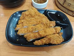 -莱莱小笼·乔艾