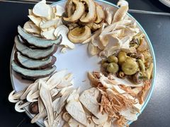-野菌皇海景野生菌火锅(滨海大道店)