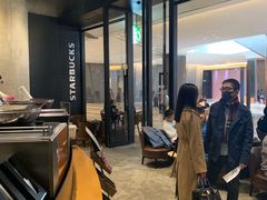 -星巴克臻选(成都太古里店)
