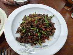 -湖南人家湘菜馆(镇江路店)