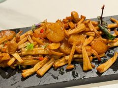 -荟廷·晶萃(陆家嘴尚悦湾店)