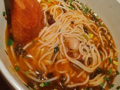 -SHAN山(前滩太古里店)