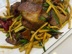 山竹笋炒腊肉-钟记陕南菜·煎锅鱼(红专南路店)