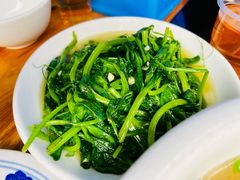 蒜蓉豌豆尖-九九牛肉馆(南山路店)