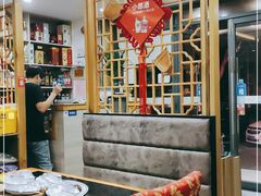 大堂-东北农家院·铁锅炖(莘庄店)