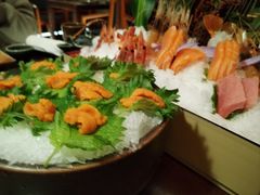 -万岛日本料理铁板烧(万泰国际店)