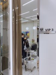 -朗峰专业美发沙龙
