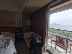 -三亚湾海居铂尔曼度假酒店