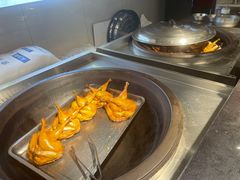 -头上红煨盐鸡·非遗院子餐厅