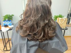点击看大图 -奈川烫染Salon