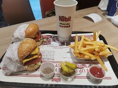 -The Habit Burger Grill 哈比特汉堡(爱琴海店)