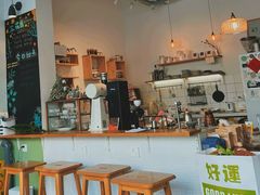 -三花屋 Mihhanaya
