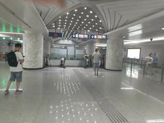 -螃蟹岬(地铁站)