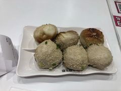 -小杨生煎(龙之梦购物中心店)