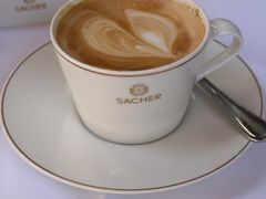 -Cafe Sacher(WIEN)
