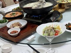 -香山湖家家宴(中山陵店)