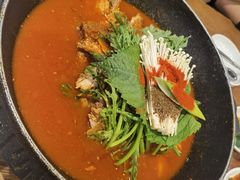 -喇喇排骨火锅·传统韩式脊骨汤(望京西园总店)