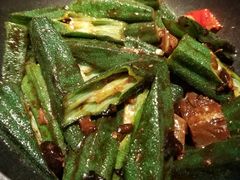 鲮鱼啫秋葵-胡桃里音乐酒馆(白云五号T5 MALL店)