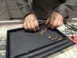 -周大福CHOW TAI FOOK(浦东八佰伴店)