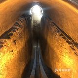 天青色圓頂交織著古都天空