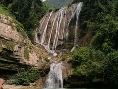 -牛角寨瀑布景区