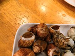 -J Daeng Seafood