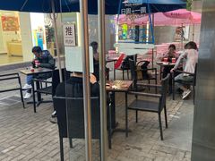-DQ·蛋糕·冰淇淋(大宁国际商业广场店)