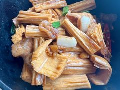 锅儿烧腐竹-柴门饭儿(成都太古里店)