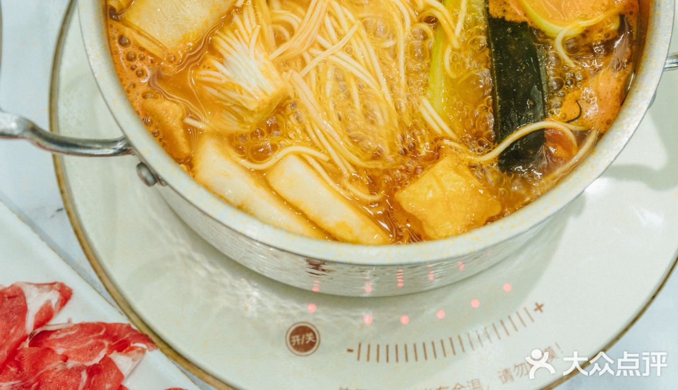 寒冷的冬日不如在呷哺呷哺整一顿火锅‼️