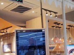 -刀小蛮半只鸡过桥米线(家乐福四元桥店)