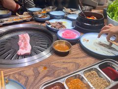 -明洞阿姨·韩式酱蟹烤肉·创意料理(三元桥店)