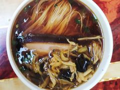 焖肉面-小昆山奥灶面