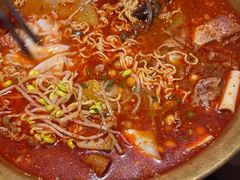 -张翻越·川渝冒菜·武汉黑鸭煲(城北万象城店)