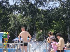-青年湖公园水上世界