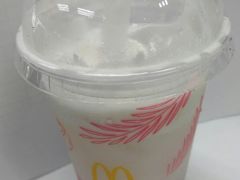 椰子水-麦当劳(宝山大厦店)