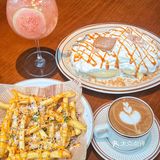 在CBD中心玻璃房的Bistro～太Chill了
