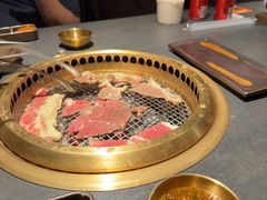 -铭牛烧肉·和牛海鲜自助(高新月牙湖店)