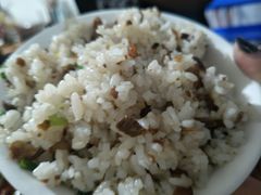 -学街秀兰麻辣烫