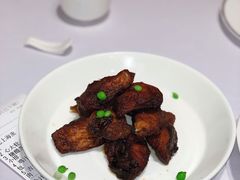 老上海熏鱼-新吉士·上海菜(浦东LCM置汇旭辉店)