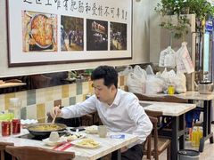 -彭记铁锅肥肠(东四总店)