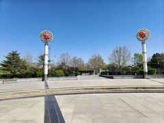 -滨河世纪广场公园