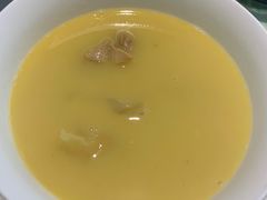 花胶鸡锅底-上房火鍋(新天地店)