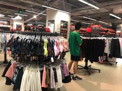 -上品折扣(回龙观店)