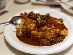 炖牛肋粒蛋包饭-本味轩精品茶餐厅(黄山路店)