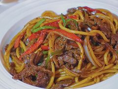 黑胡椒牛柳炒意大利面-欧洲房子(宜必思店)