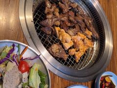 -明洞阿姨·韩式酱蟹烤肉·创意料理(三元桥店)